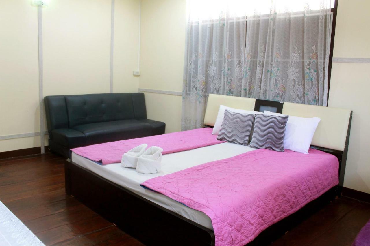 Ban Khun Rin Homestay Amphawa Exterior photo